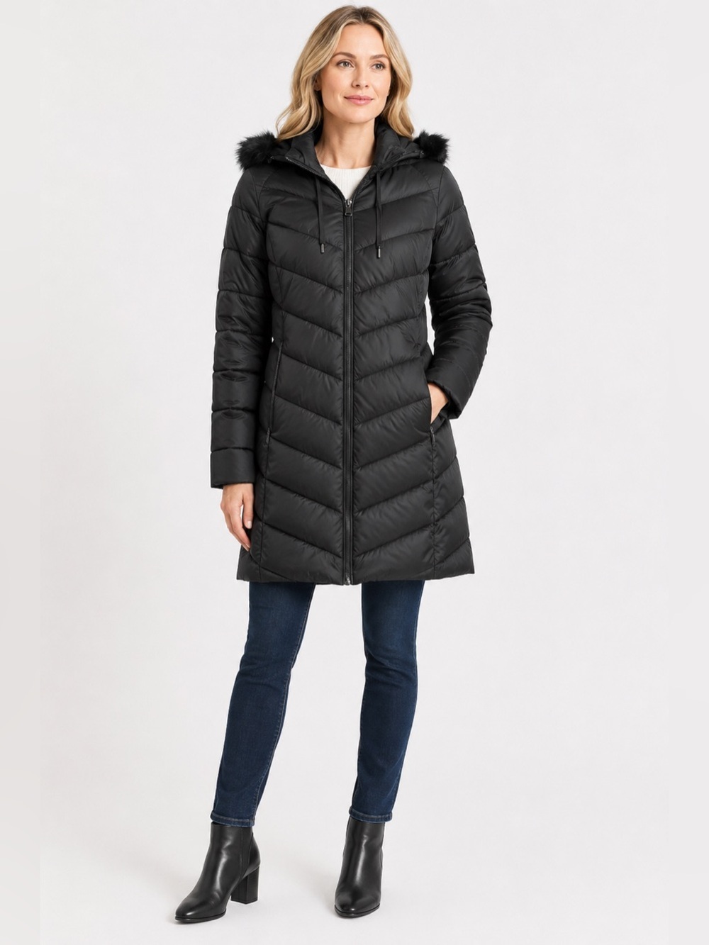 Vince Camuto Down Filled Black Puffer Coat With Fur Trimmed Hood Size M